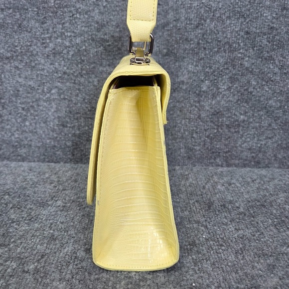 Betsey Johnson XOMandy‎ Top handle Bag Purse Y2k Style Butter Yellow - Picture 6 of 13